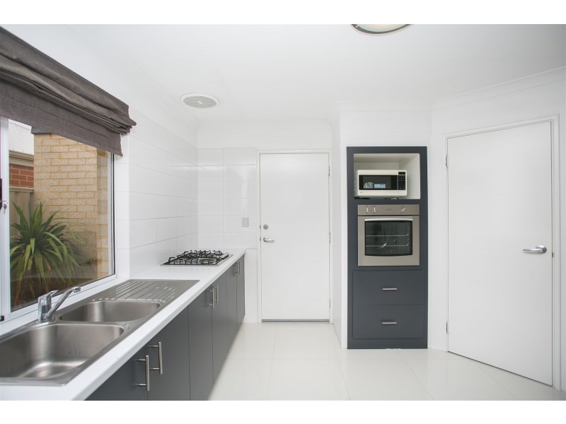 10 TATTERSHALL ROAD, Darch WA 6065