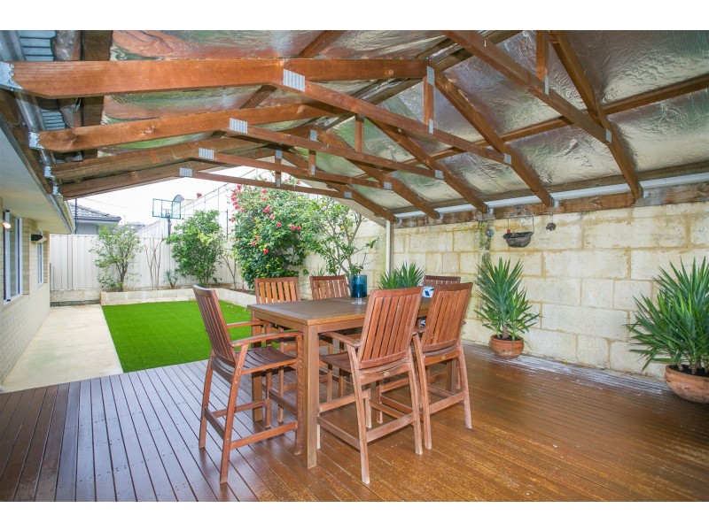 10 TATTERSHALL ROAD, Darch WA 6065