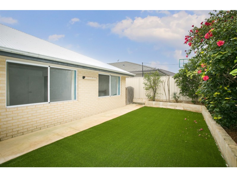 10 TATTERSHALL ROAD, Darch WA 6065