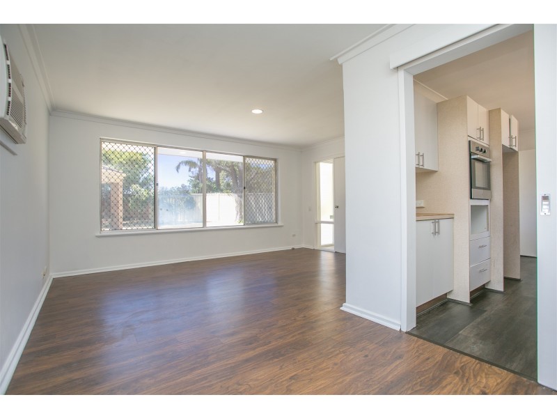 4/50-52 Leach Highway, Wilson WA 6107