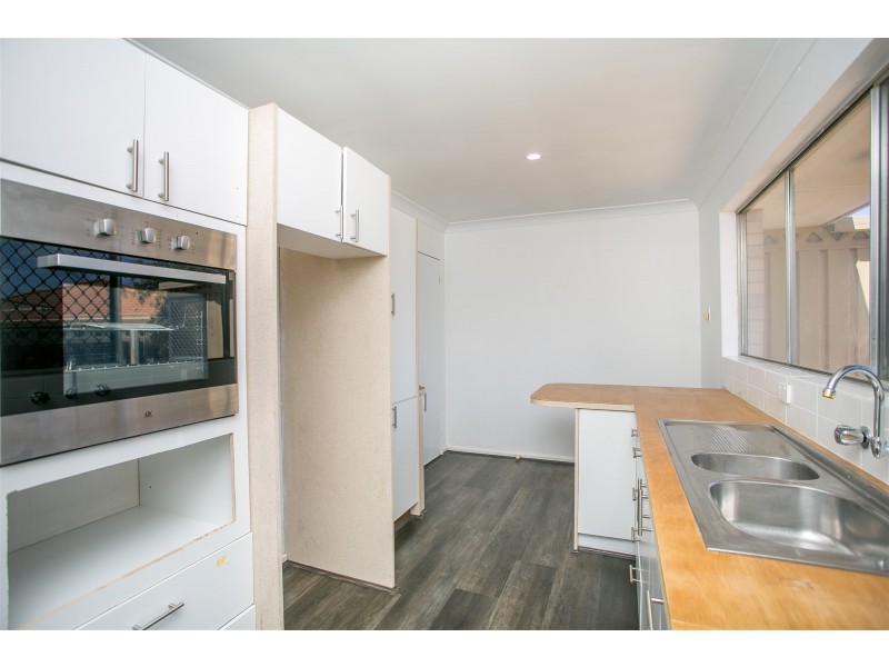 4/50-52 Leach Highway, Wilson WA 6107