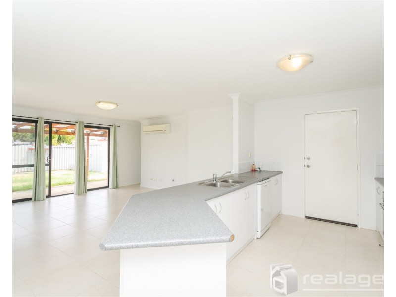 34A Pilkington Circus, Beechboro WA 6063
