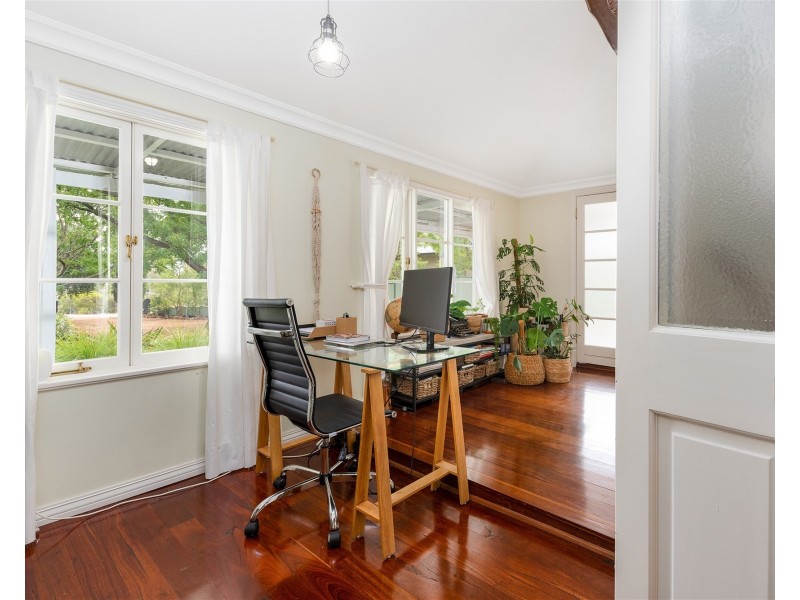 27 Alpine Road, Kalamunda WA 6076