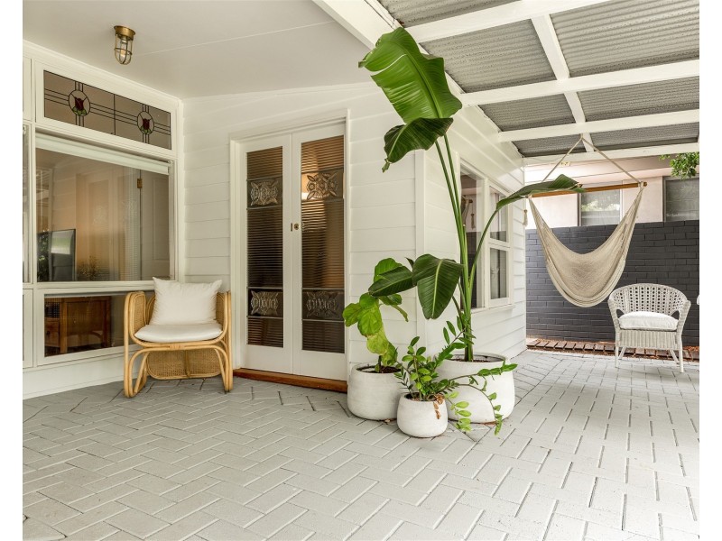 27 Alpine Road, Kalamunda WA 6076