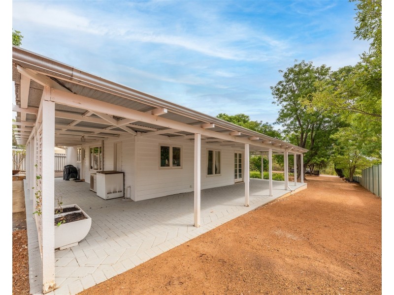 27 Alpine Road, Kalamunda WA 6076