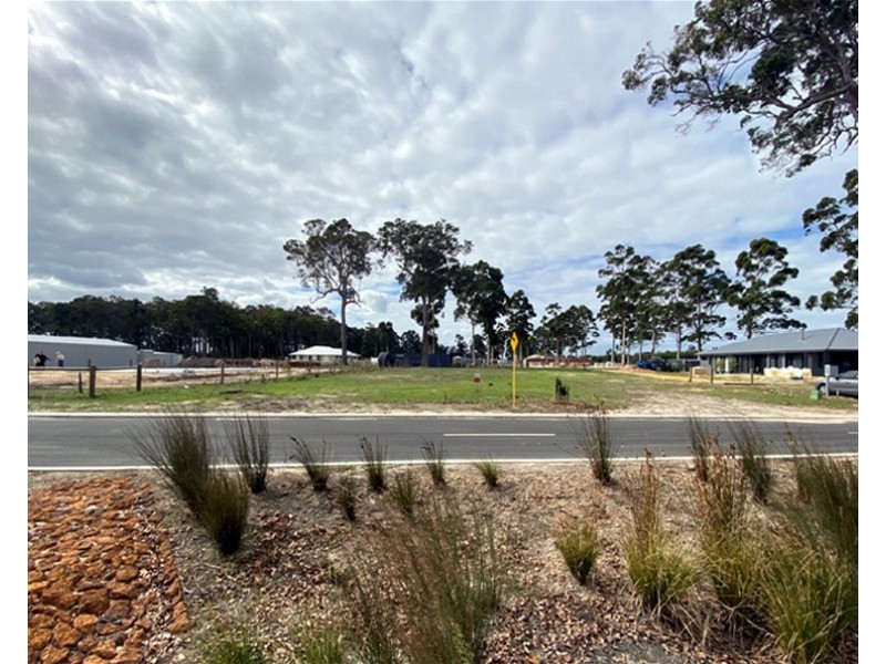 23  TALLWOOD LOOP, Witchcliffe WA 6286