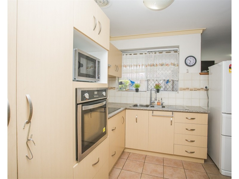 9/8 Creery Street, Dudley Park WA 6210