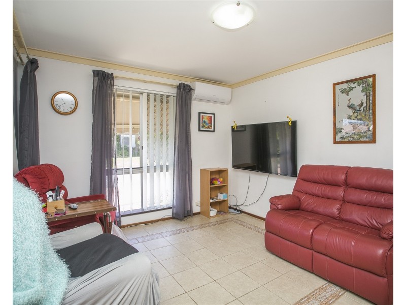 9/8 Creery Street, Dudley Park WA 6210