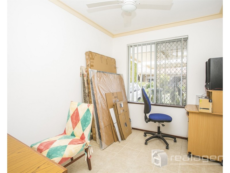 9/8 Creery Street, Dudley Park WA 6210