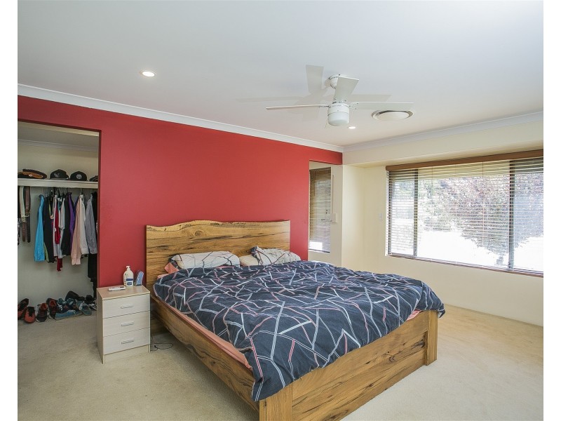 292 Sultana Road, East, Forrestfield WA 6058