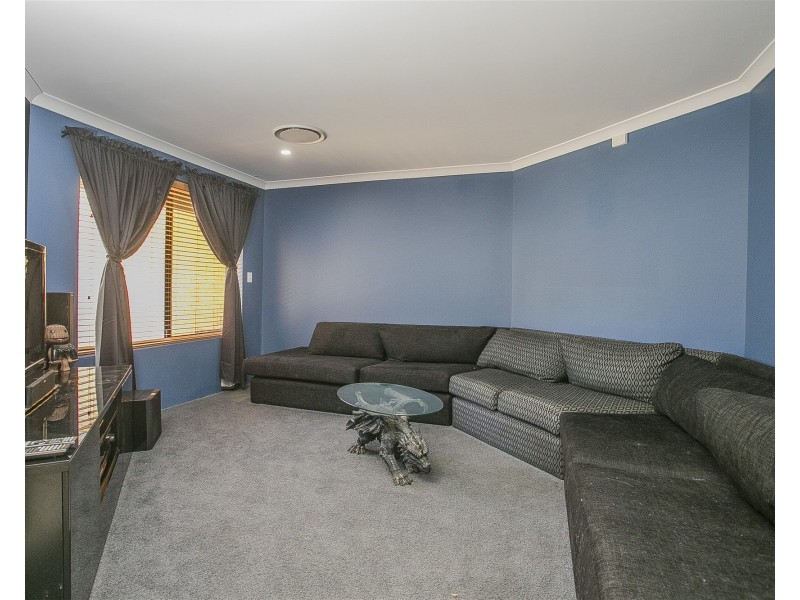 292 Sultana Road, East, Forrestfield WA 6058