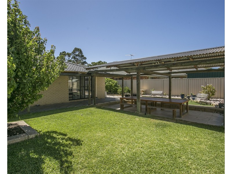 292 Sultana Road, East, Forrestfield WA 6058