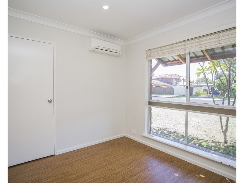 31 Chedworth Way, Eden Hill WA 6054