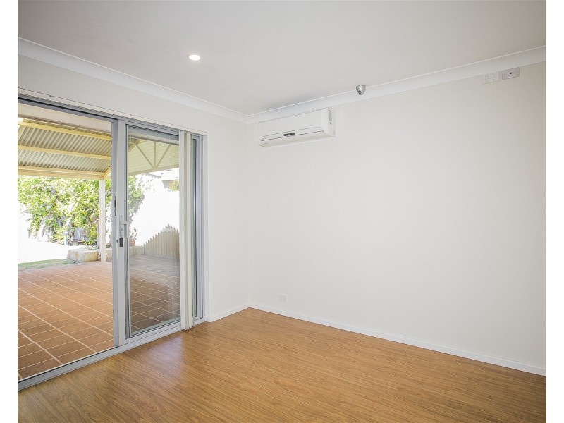 31 Chedworth Way, Eden Hill WA 6054