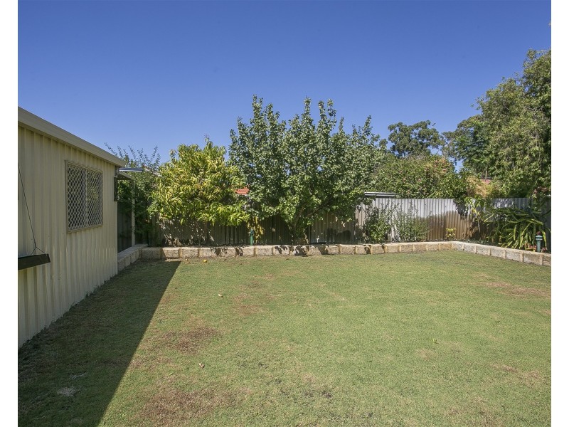 31 Chedworth Way, Eden Hill WA 6054