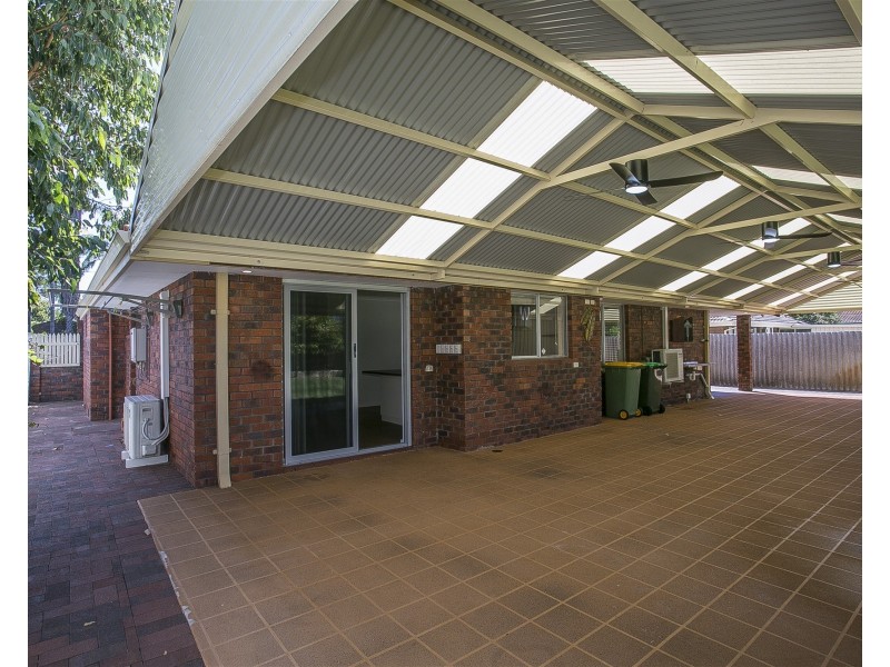 31 Chedworth Way, Eden Hill WA 6054