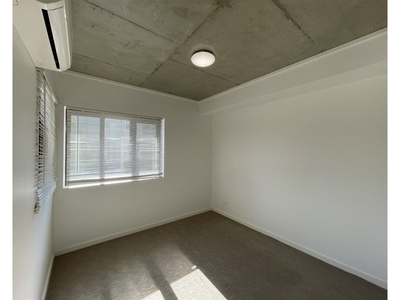 17/59 Breaksea Drive, North Coogee WA 6163