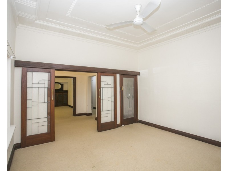 18  Gallop Road, Dalkeith WA 6009