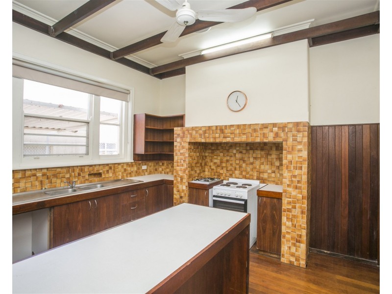 18  Gallop Road, Dalkeith WA 6009