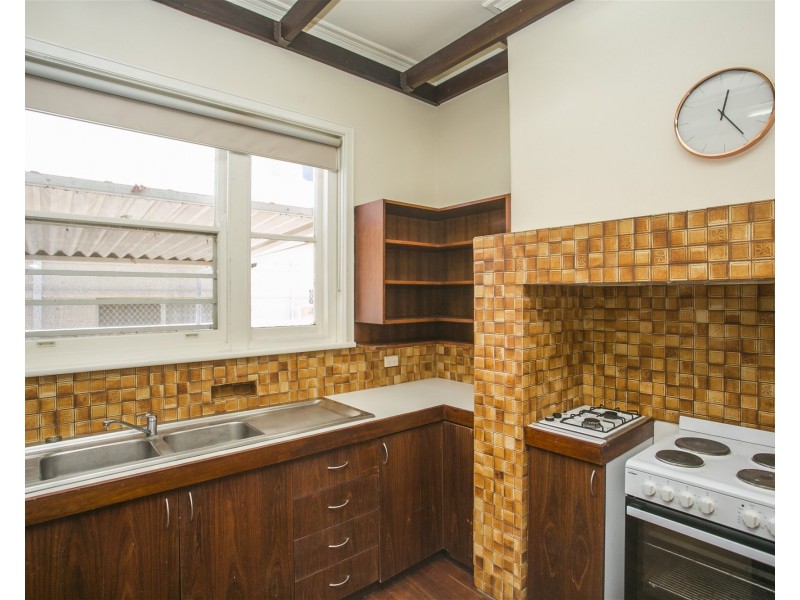 18  Gallop Road, Dalkeith WA 6009