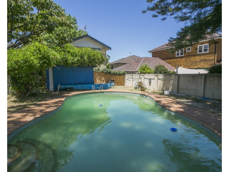 18  Gallop Road, Dalkeith WA 6009