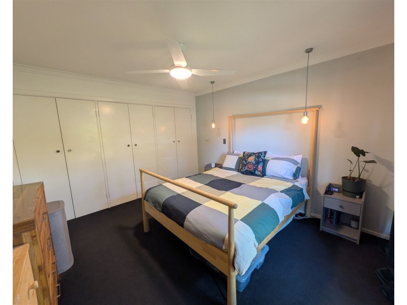 26 Hunter Drive, Lesmurdie WA 6076