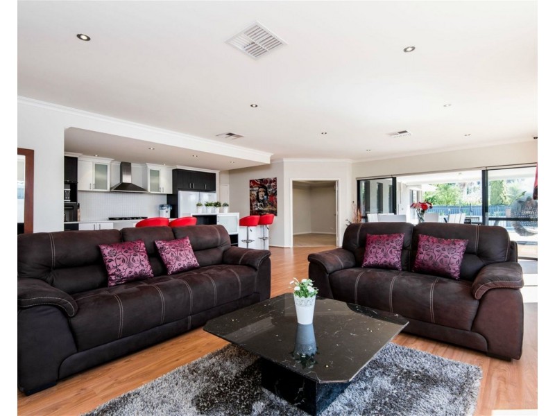 53 Creaton St, East Victoria Park WA 6101