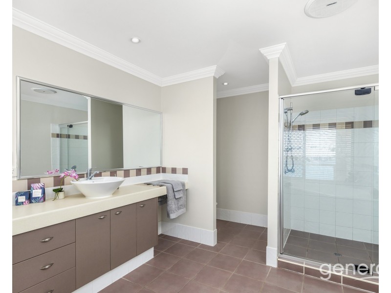 24 Townsville Crescent, Deception Bay QLD 4508