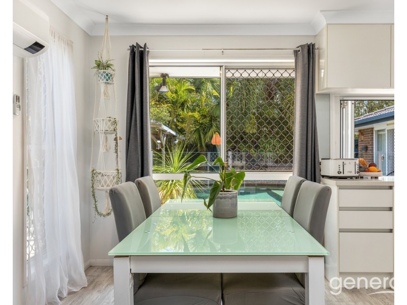 17 Kurrajong Drive, Warner QLD 4500