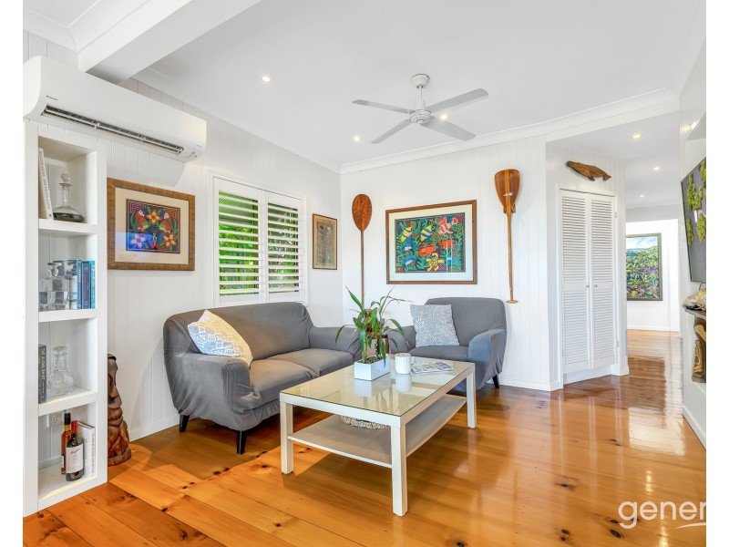 98 Oquinn Street, Nudgee Beach QLD 4014