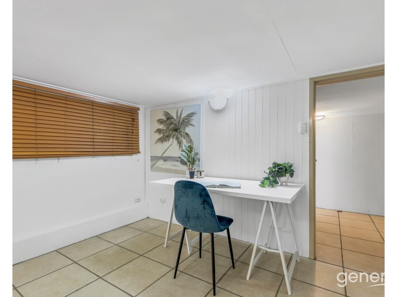 98 Oquinn Street, Nudgee Beach QLD 4014