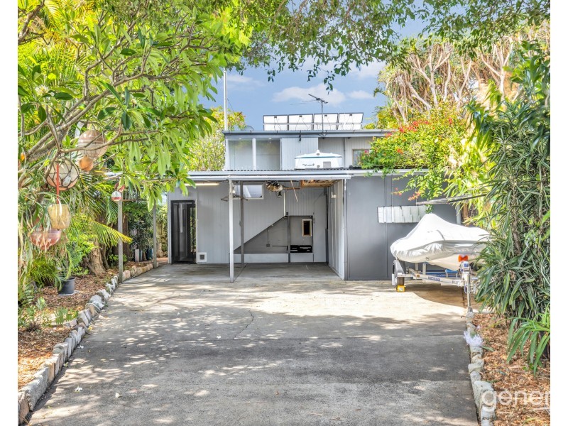 98 Oquinn Street, Nudgee Beach QLD 4014