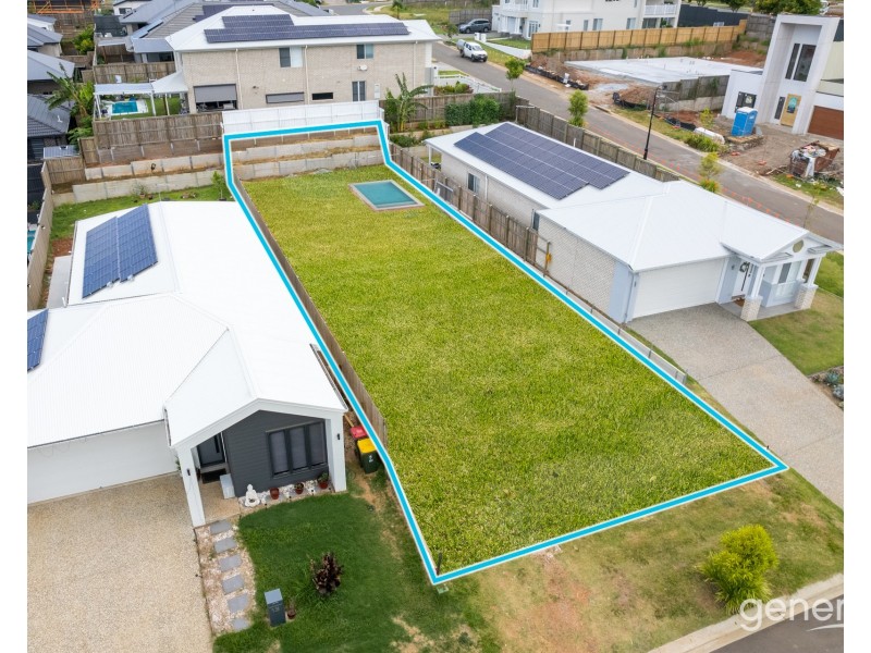 11 Hyacinth Street, Bridgeman Downs QLD 4035