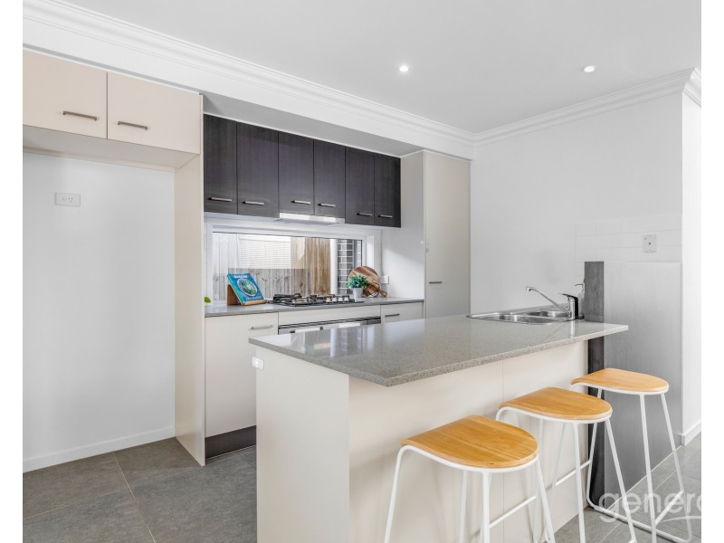 13 Junee Street, Redland Bay QLD 4165