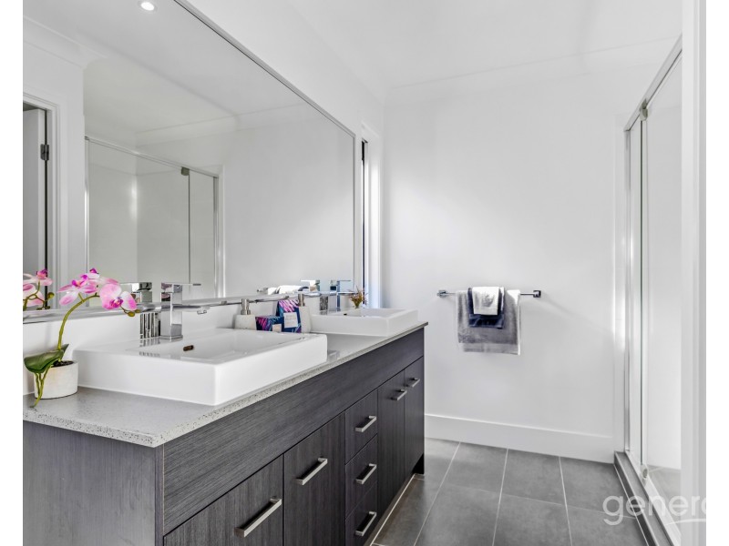 13 Junee Street, Redland Bay QLD 4165