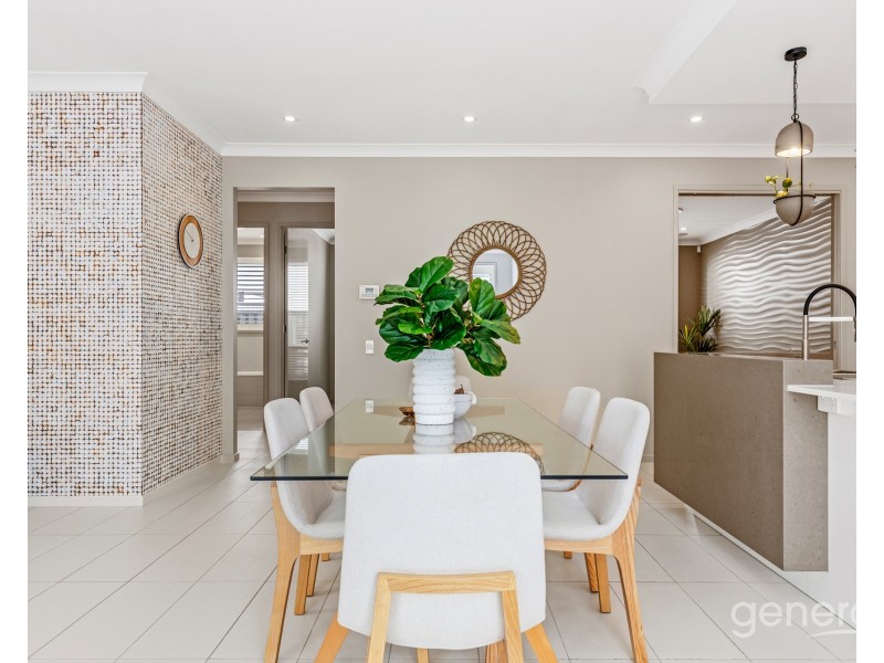 21 Hollow Crescent, Narangba QLD 4504