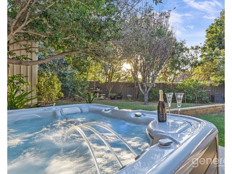 79 Glindemann Drive, Holland Park QLD 4121