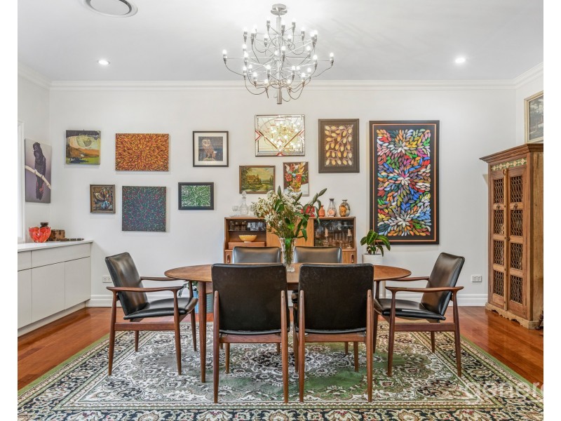 79 Glindemann Drive, Holland Park QLD 4121