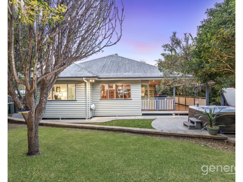 79 Glindemann Drive, Holland Park QLD 4121