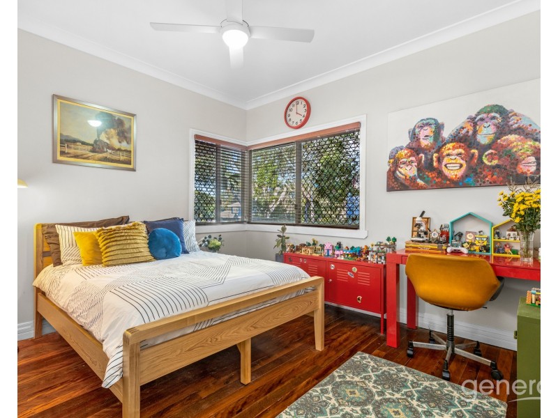 79 Glindemann Drive, Holland Park QLD 4121