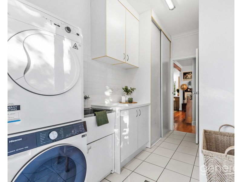 79 Glindemann Drive, Holland Park QLD 4121