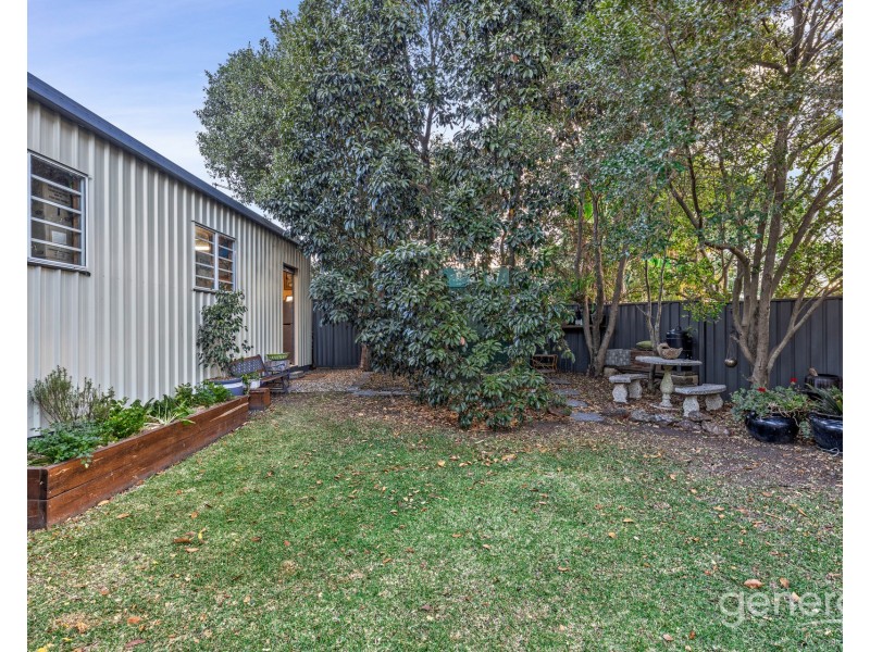 79 Glindemann Drive, Holland Park QLD 4121