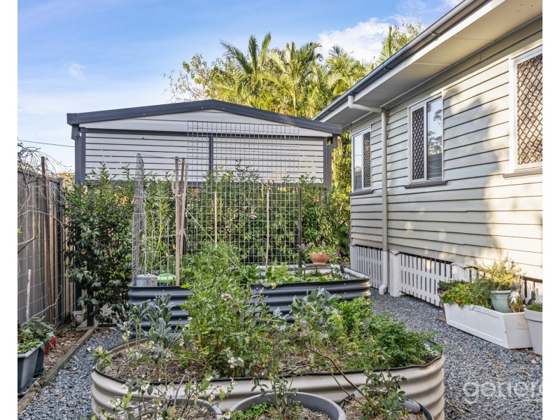 79 Glindemann Drive, Holland Park QLD 4121