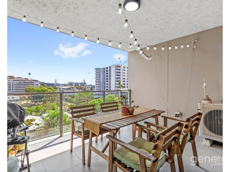 61/45-51 Regent Street, Woolloongabba QLD 4102