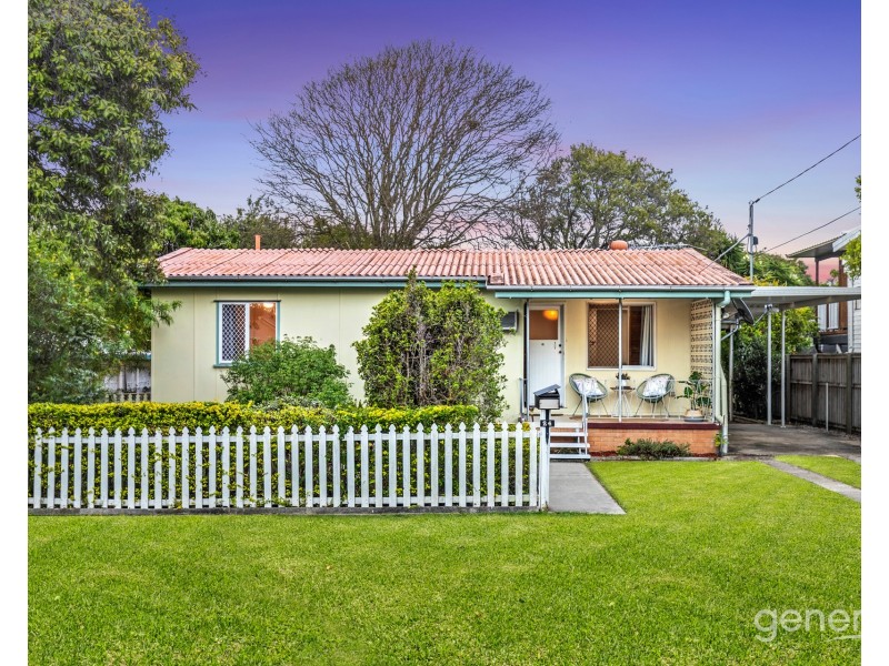 24 Ralph Street, Clontarf QLD 4019