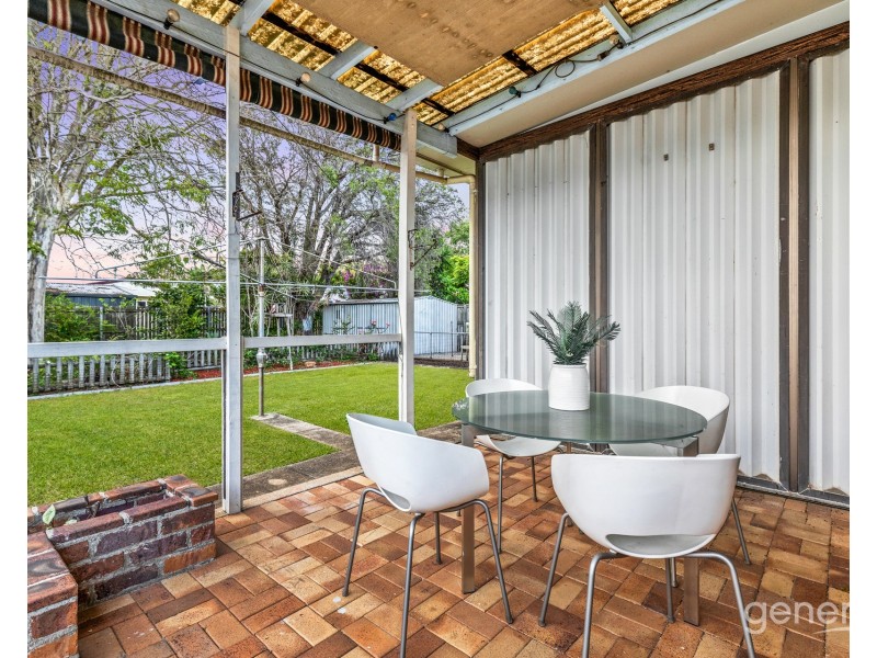 24 Ralph Street, Clontarf QLD 4019