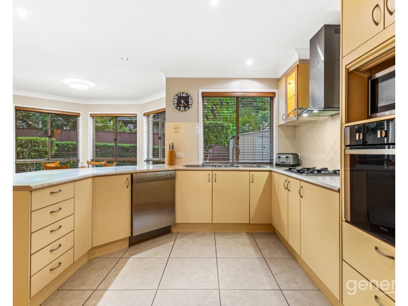 2 Ladners Court, Petrie QLD 4502