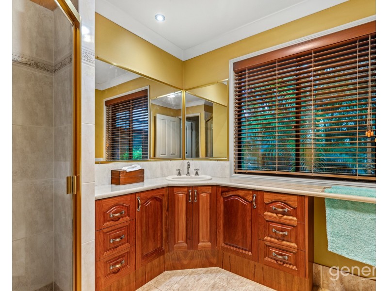 4 D`Aguilar Street, Petrie QLD 4502