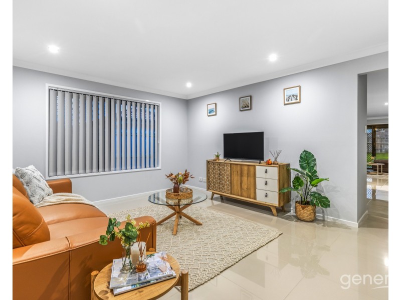 25 Elderflower Circuit, Griffin QLD 4503