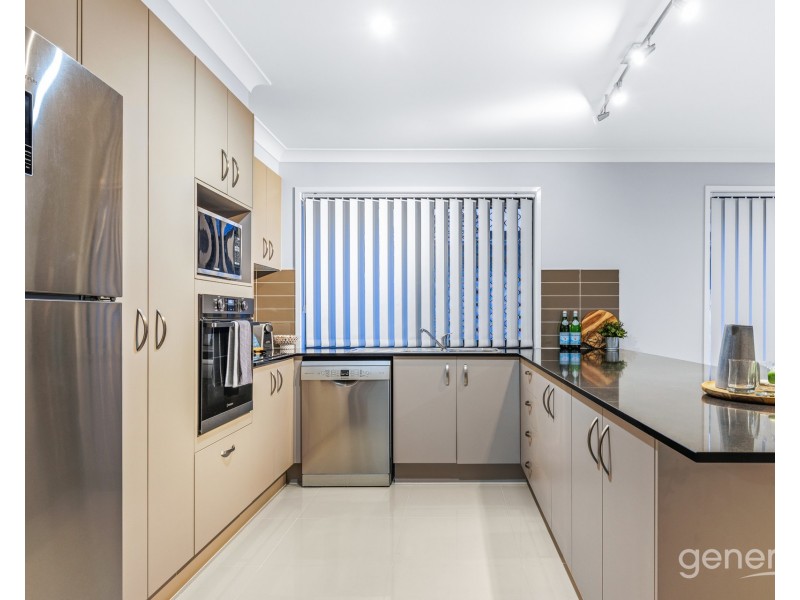25 Elderflower Circuit, Griffin QLD 4503